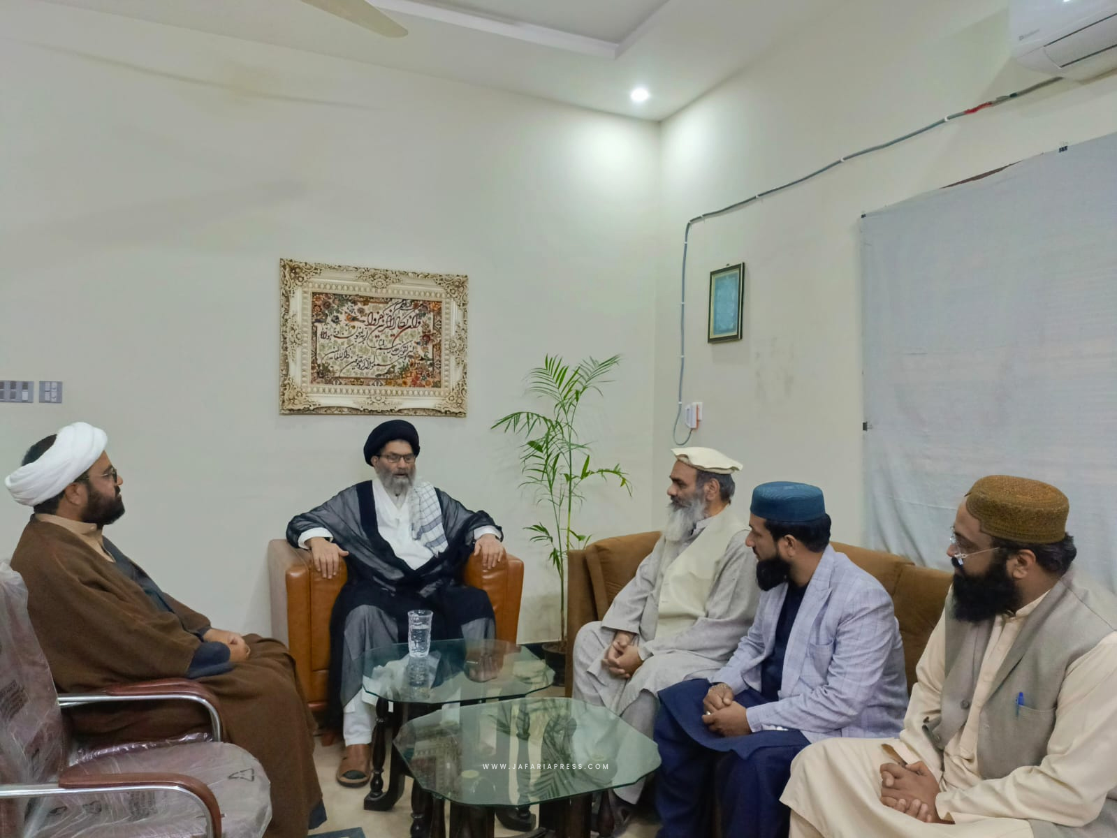 قائد ملت جعفریہ آیت اللہ سید ساجد علی نقوی سے پاکستان علماء کونسل کے وفد کی ملاقات، سانحہ مسجد خدیجۃ الکبریٰ ترلائی پر تعزیت